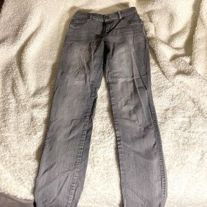 grey jeans- ny&company